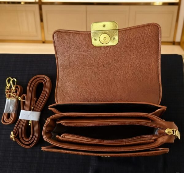 COD. BC0012 Bolso Acolchado Camel