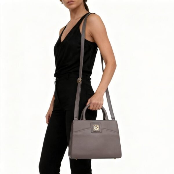 COD. BC0032 Cartera Clásica Taupe